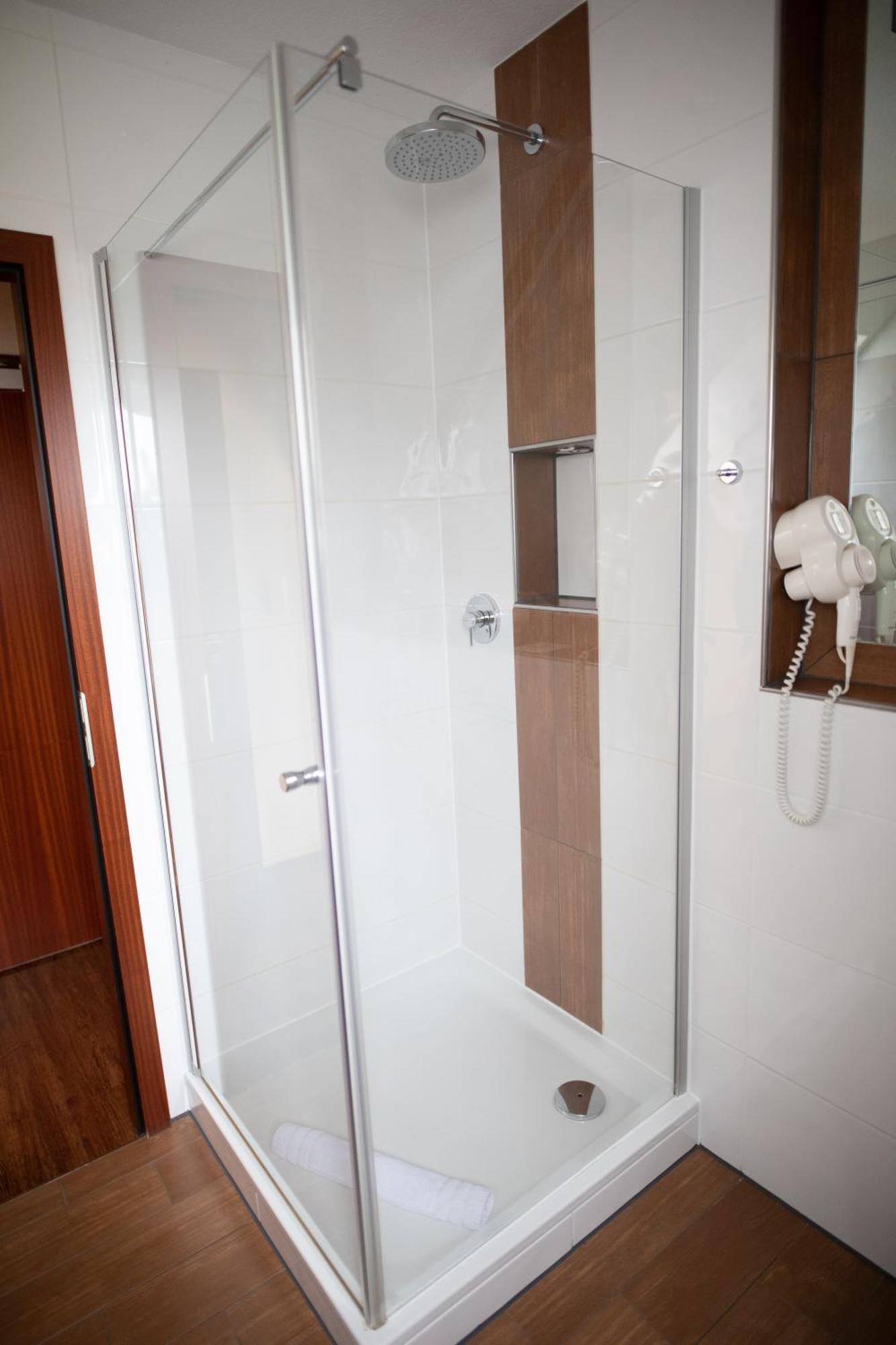 Vier Jahreszeiten Rooms Husum  Εξωτερικό φωτογραφία